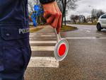 Na czerwonym i bez uprawnień | xlomza.pl