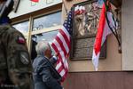 Marszałek Ziemi Łomżyńskiej i bohater Polski i USA ma  od dziś tablicę w Łomży
