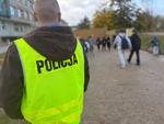 Strach opustoszył część szkół. W Łomży spokojnie, w regionie niebezpieczne "żarty" i policyjne interwencje